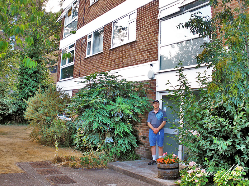 I lived in this building in Langham Gardens, Ealing Broadway, England in 1985.